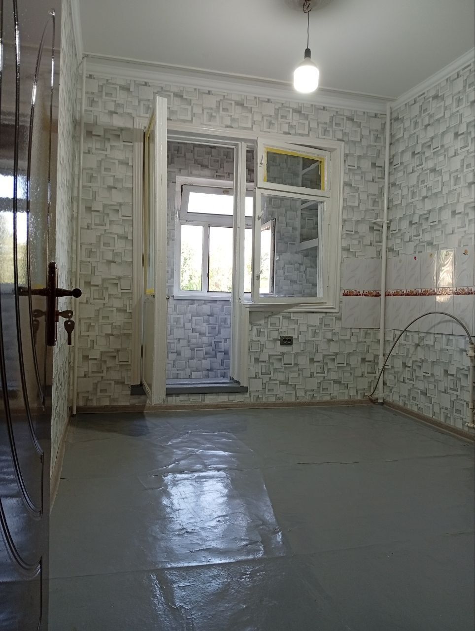 2 в 3х.ком квартиру. Сергели 1. Третий этаж. Ремонт 64 м². Ипотека. да
