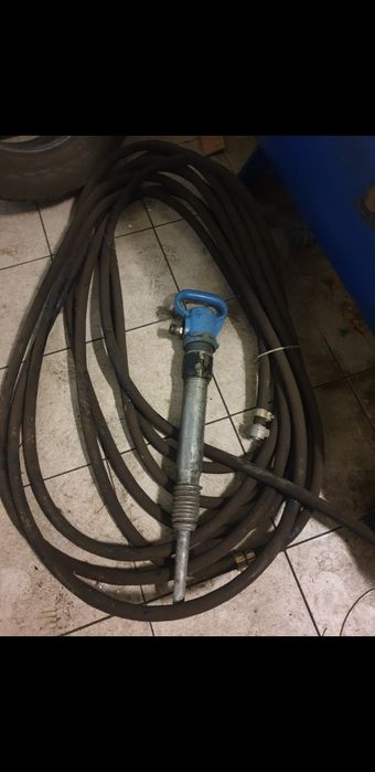 Отбойный молоток с шлангом