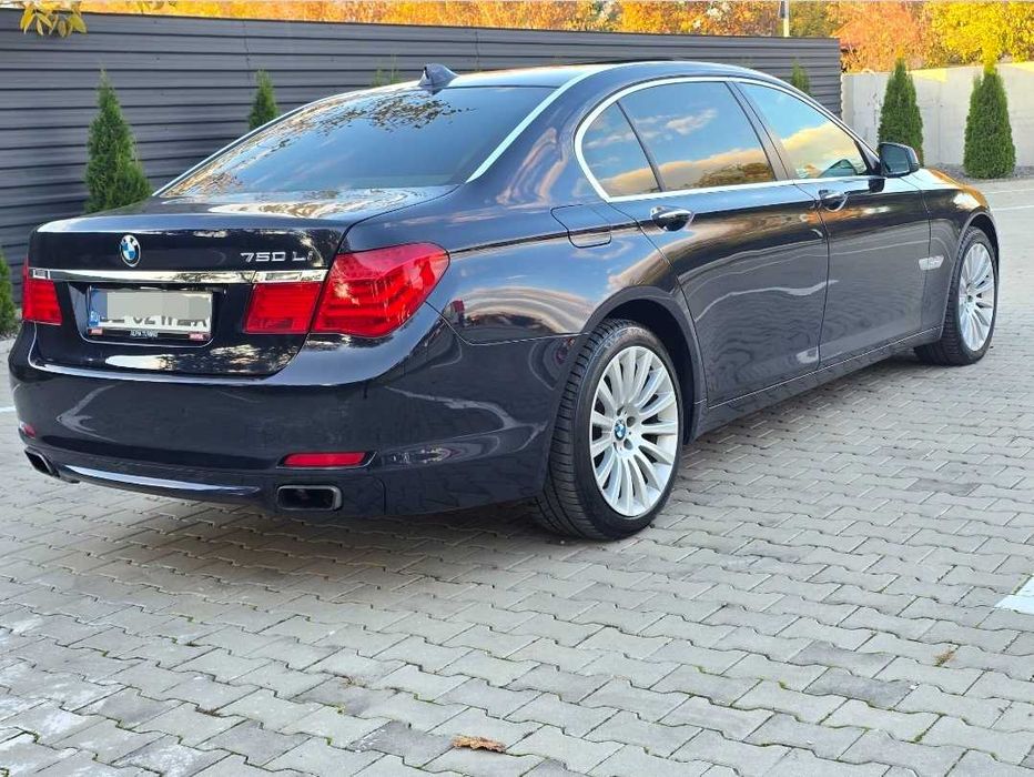 Bmw 750Li M pachet F02 2009