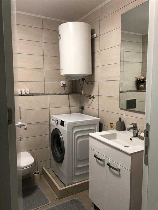 Дава се под наем Двустаен апартамент в Бургас, Братя Миладинови - 63 кв.м за 204 € - Снимка #3