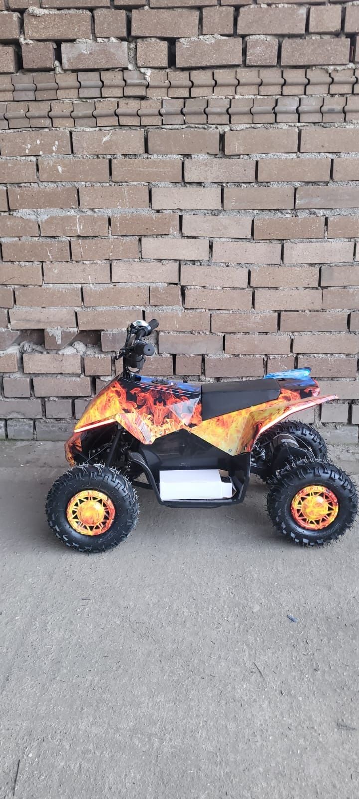 Atv kxd pro Germany electric 1000W 3 viteze roti pe 6 inch