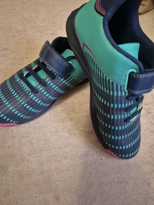 Детски стоножки за футбол