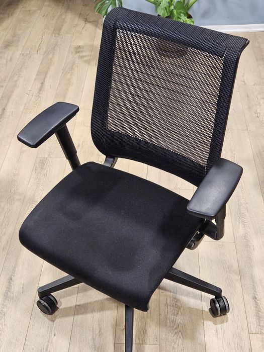 Офис стол steelcase