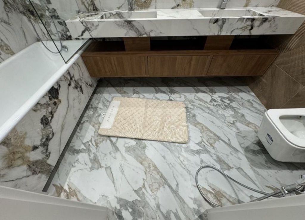 Сдается 4х ком квартира, ЖК Infinity, ор-р: ул. С. Азимова, 131 м²