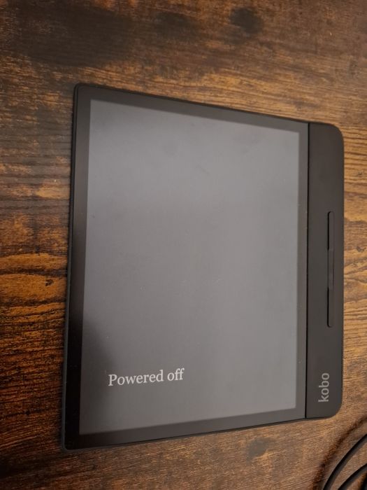 Vand ebook reader Kobo Forma