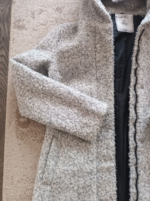 Palton fetițe 12-14 ani ,70 ron