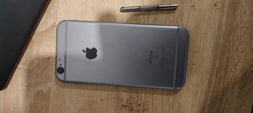 Продам в хорошем состоянии iPhone 6 s