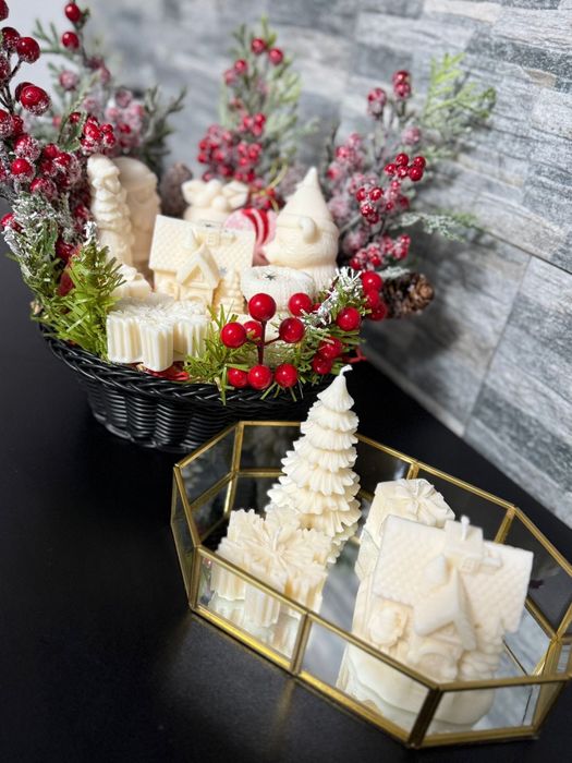 Lumanari parfumate / marturii si aranjamente florale din soia