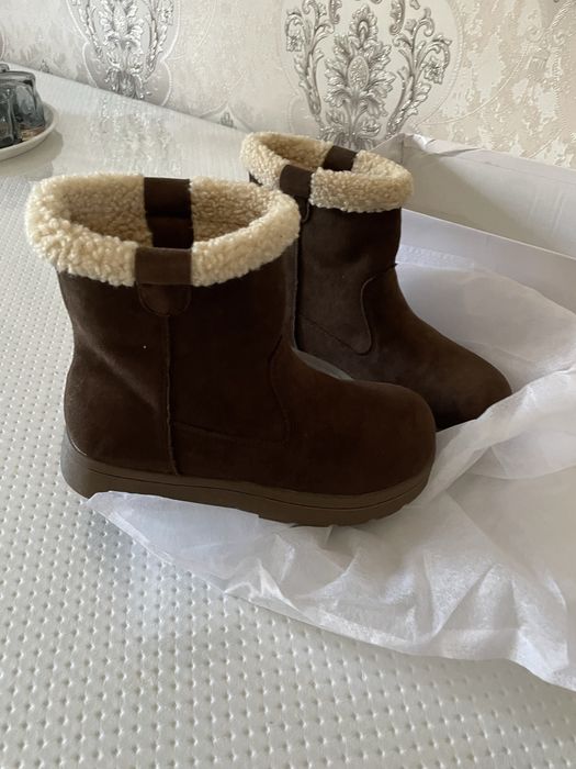 Продается обувь новая.