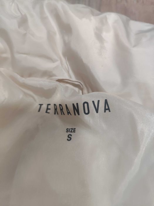 зимно яке на Terranova