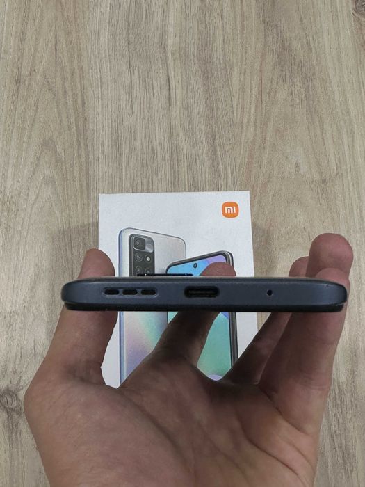 Redmi 10 2022. (IDEAL Karobka dokument bor. 128 gb) Obmen bor Iphone x
