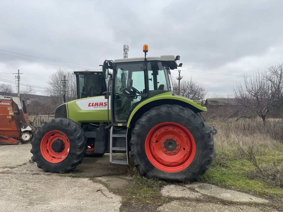 Dezmembrez  tractor Claas ares 836 rz