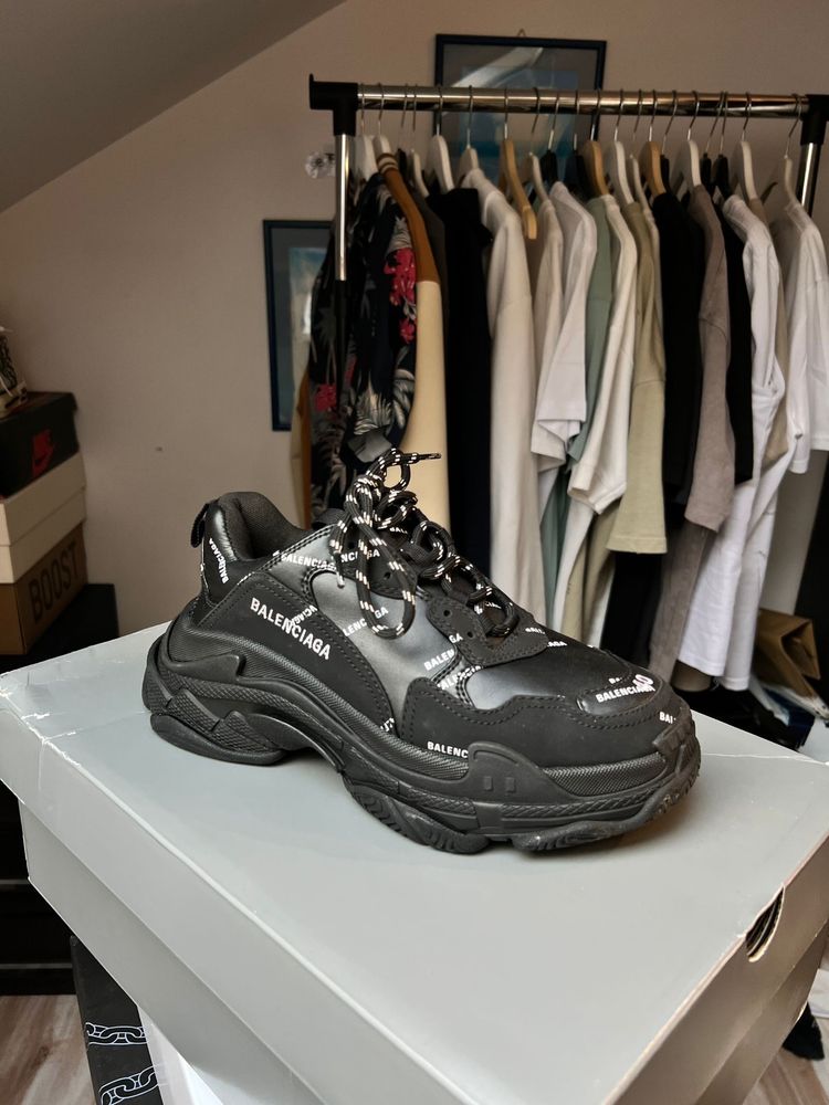 Balenciaga.