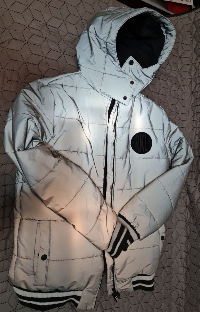 Vând jacketa reflectorizanta pentru băieți  CrossWind