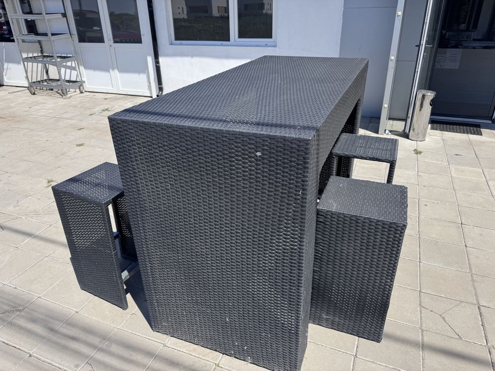 Mobilier gradina cu 5 scaune