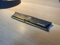 URGENT Placuta memorie RAM gaming 8 GB, TeamGroup T-Force Vulcan Z