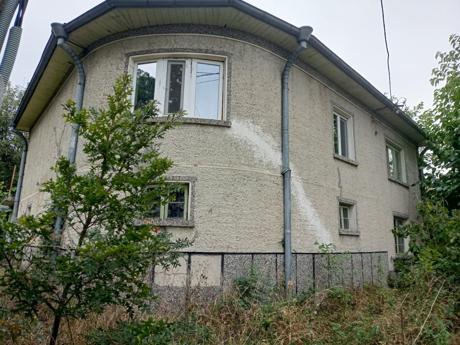 Продавам къща в село Ново Градище област Велико Търново