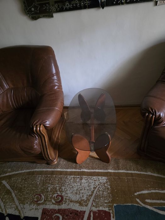 Canapea piele si 2 fotolii
