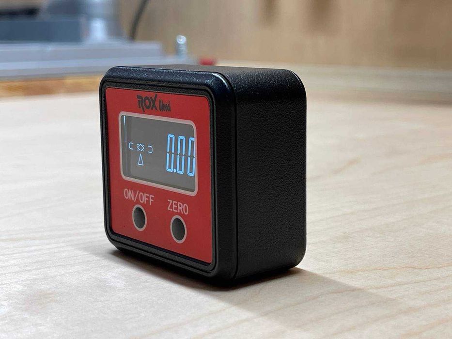 Дигитален инклинометър, нивелир и ъгломер Rox Wood