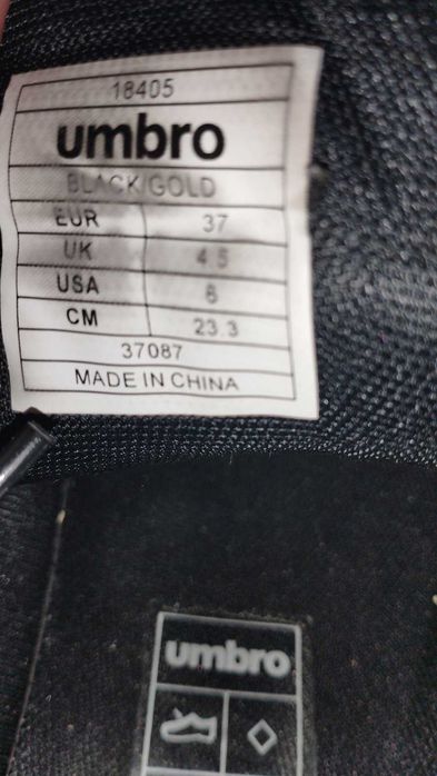 Дамски кецове Umbro 37 номер