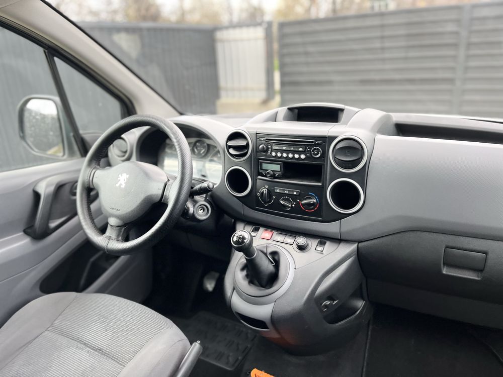 Peugeot Partner 2012 / 1.6 hdi / top
