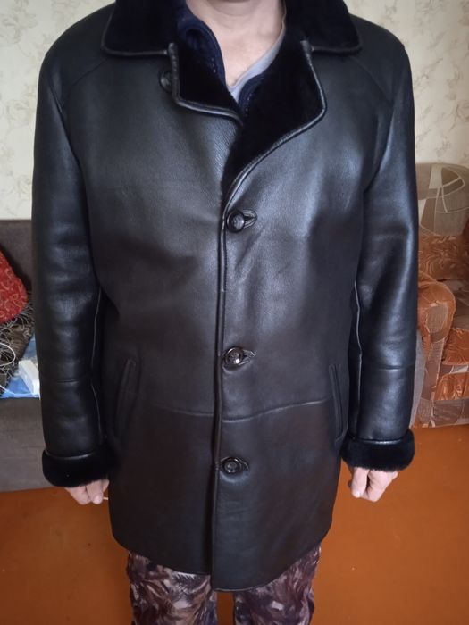 Продам мужскую дубленку30 тыс