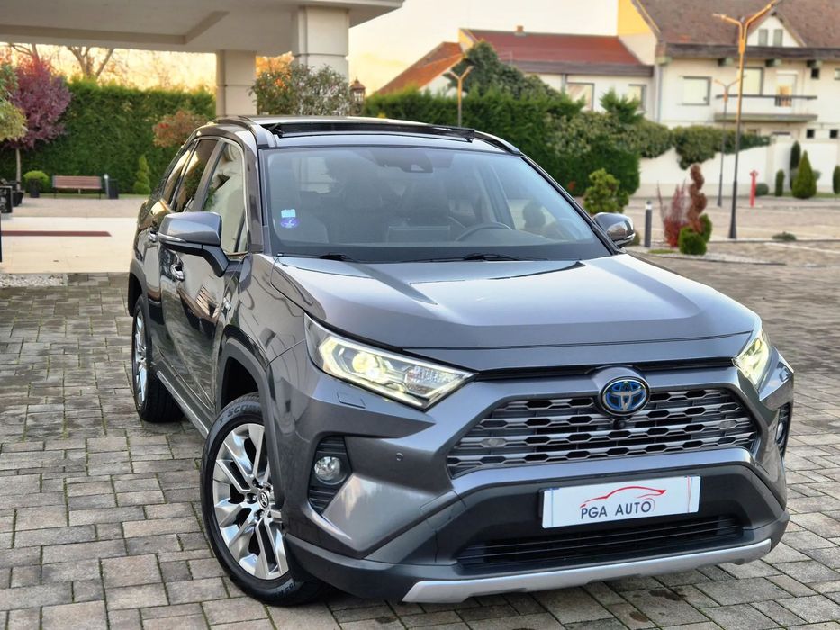 Toyota RAV4 Toyota RAV4 Hybrid 2.5 e-CVT – Lounge Edition – FULL MAX