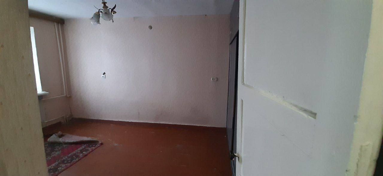 Продаётся Мирабад Саракулька 1/2/5 в доль дороги без ремонта