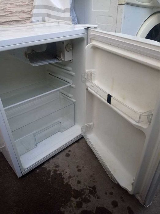 продам холодильник не рабочий