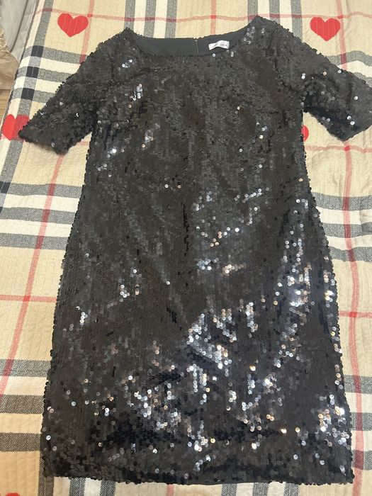 Платье с пайетками
