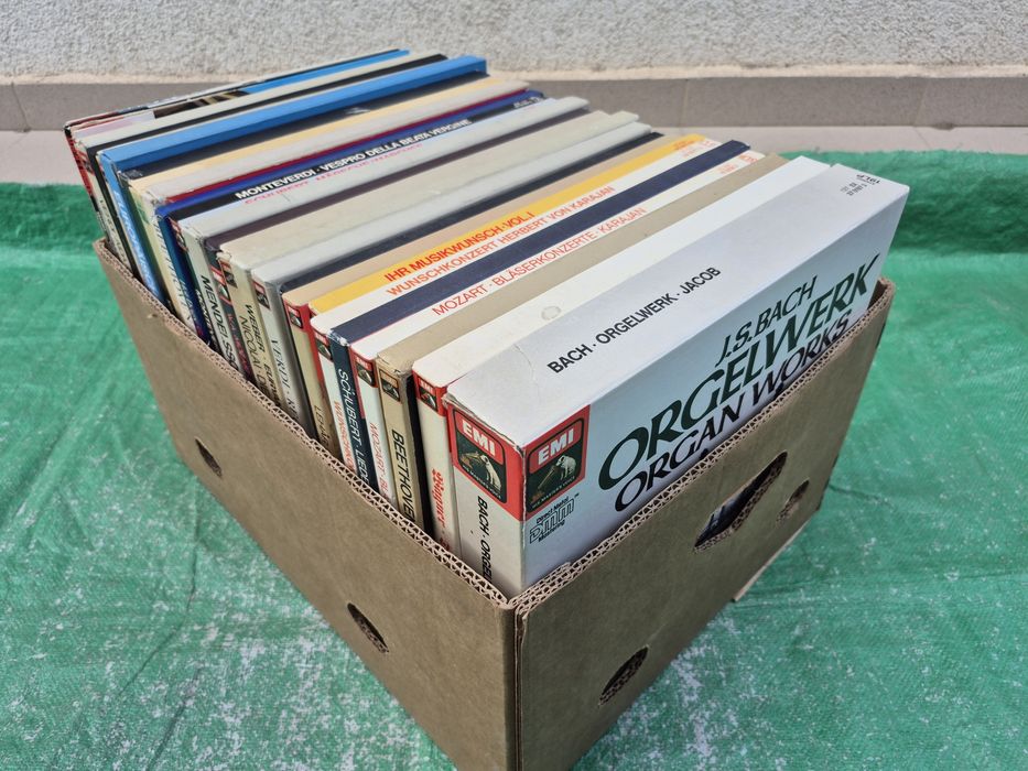 Vând 150 Discuri Vinil colectia EMI HIS Master's Voice muzica clasica