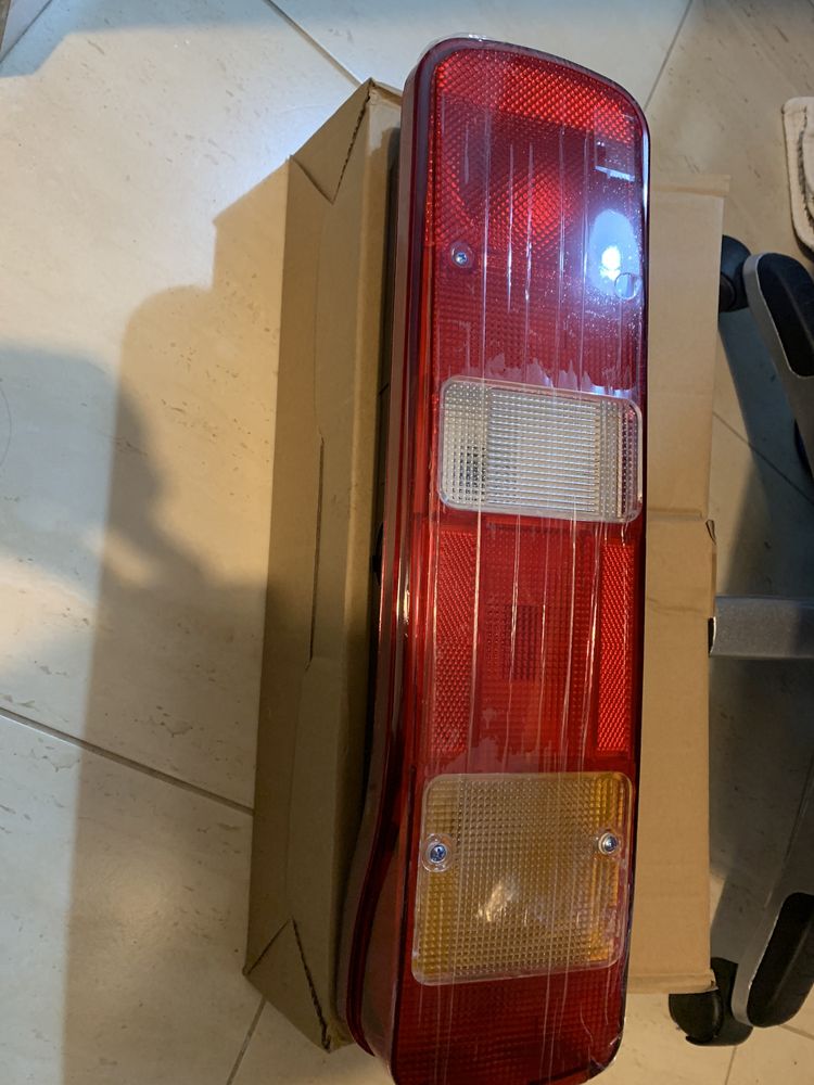 Lampa , tripla volvo 24 volti