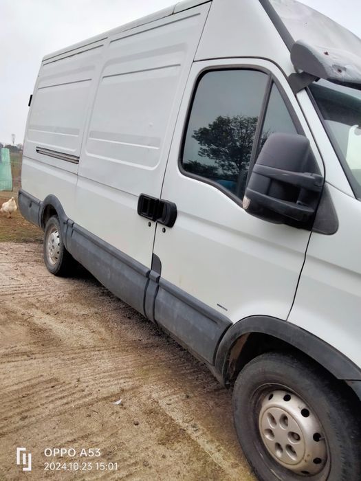 Vând Iveco daily 2.3 diesel