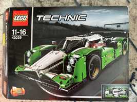 Лего LEGO Technic: Гоночный автомобиль