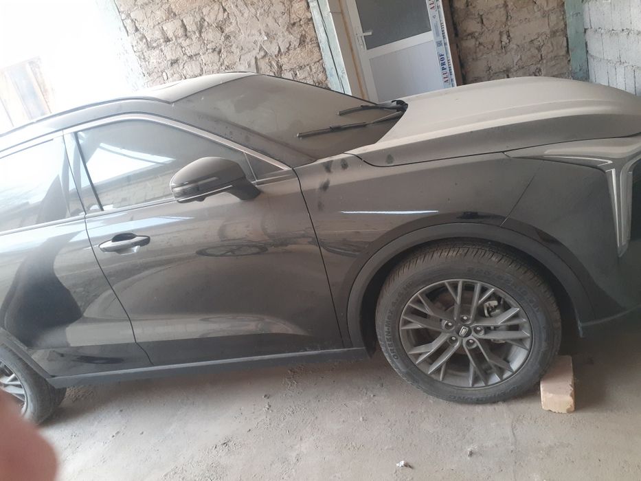 Bestune t 55  2023 rang qora