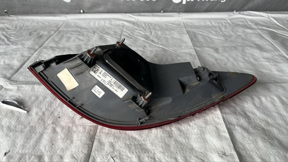 Ляв и десен стоп Mercedes C W205 (2014-2018)