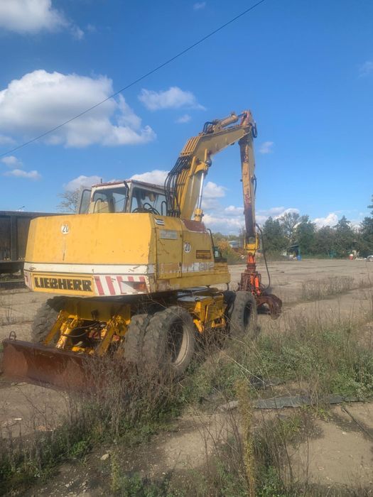 Excavator pe roti LIEBHERR A902