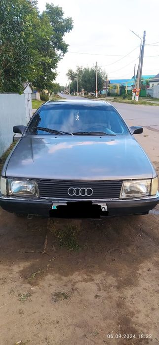 В продаже Ауди 100 сотка.