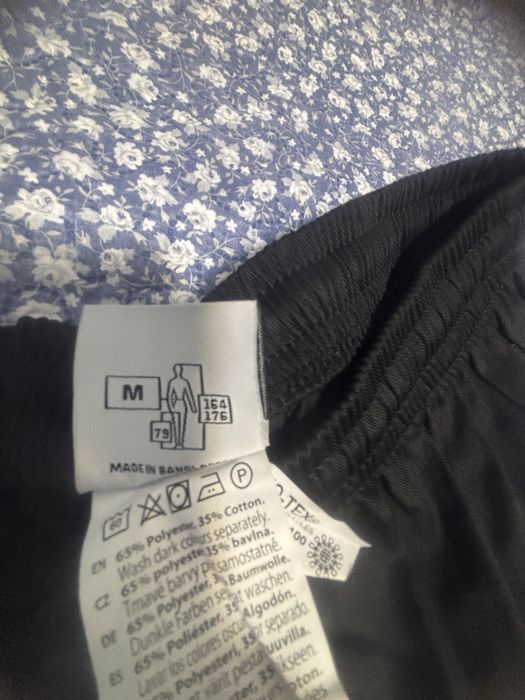 Pantaloni de bucatar