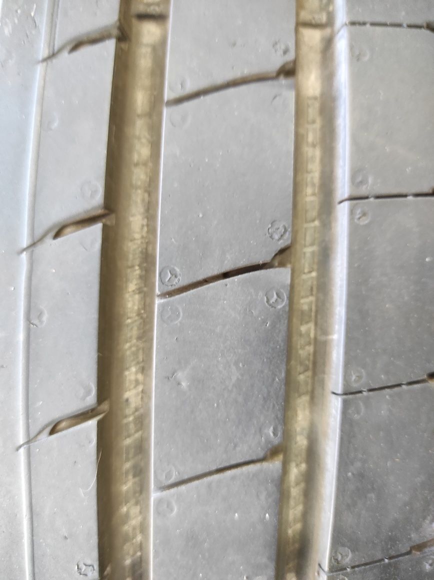 Нови гуми Good year 235/55/18 Eagle F1 asimetric 5