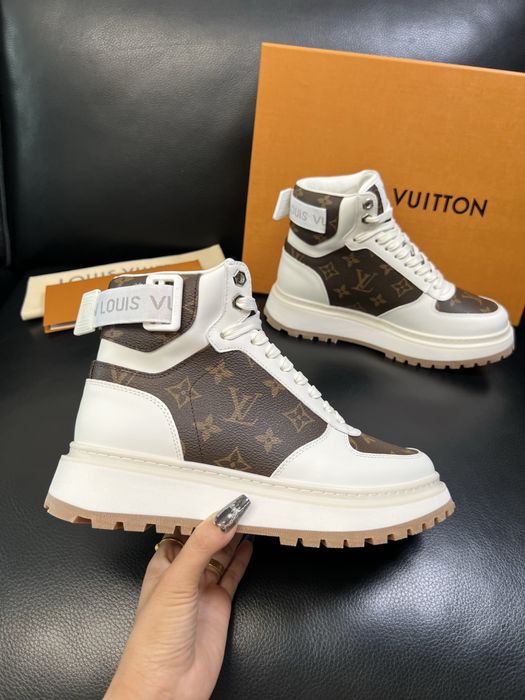 Ghete Louis Vuitton , pe comanda , calitate premium , noi , 43