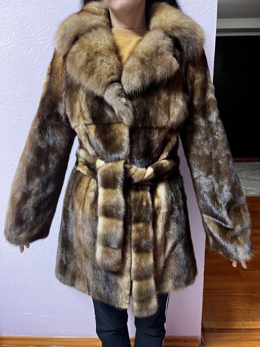Продам шубу норковую