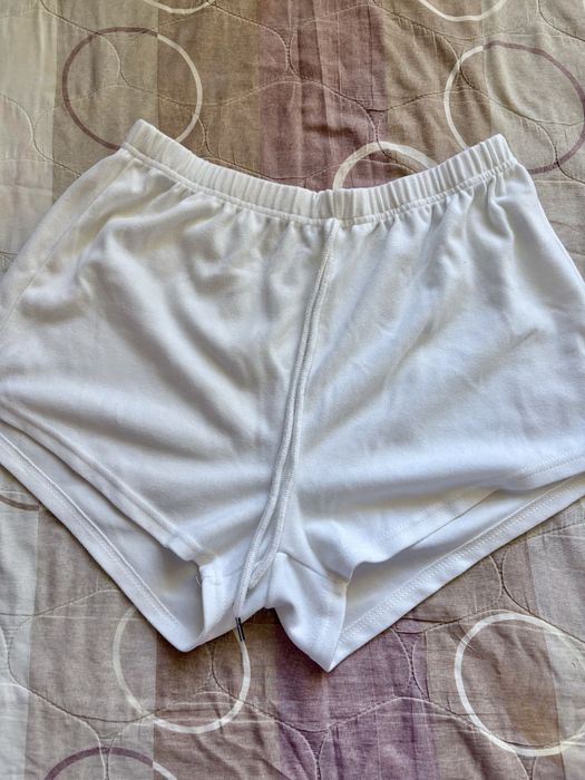 Три чивта къси панталонки