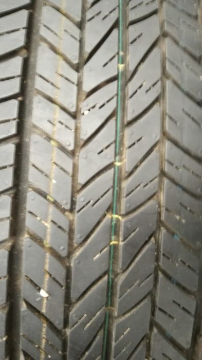 Janta aliaj +anvelopa aproape noua 7/5x114,3/17-215-60-17