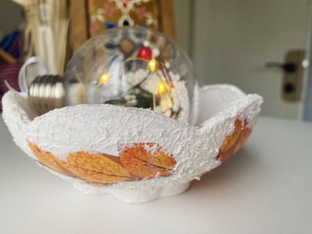 Дървена картина и купа с декупаж + подарък
