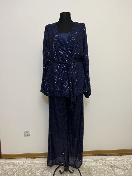 Костюм тройка нарядный