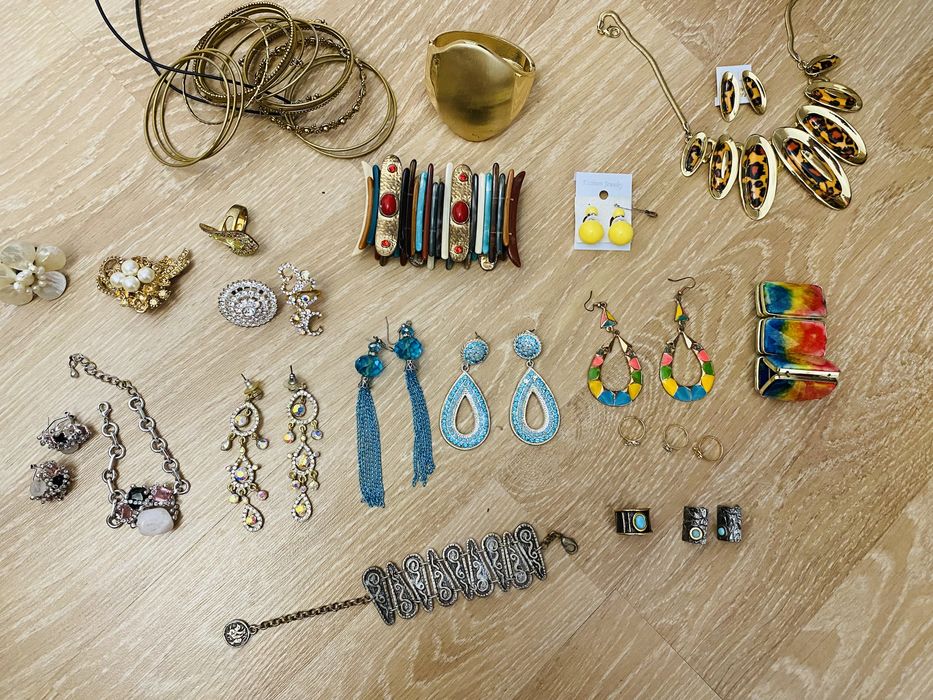 Продам оригинальную бижутерию