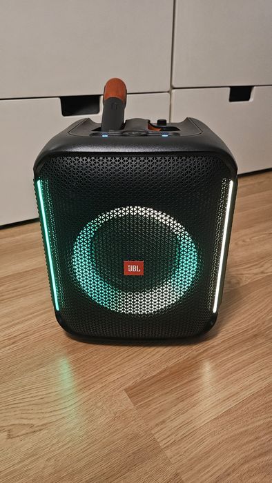JBL Partybox Encore cu microfon wireless încă în garanție