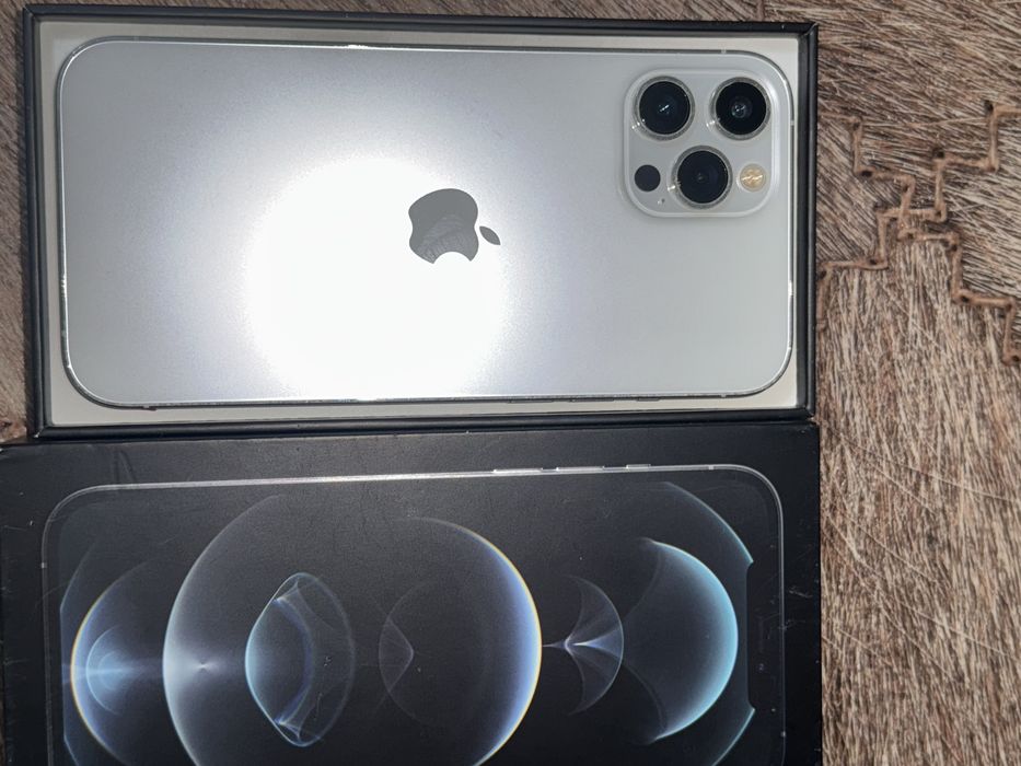 Iphone 12 pro max 128ГБ Silver