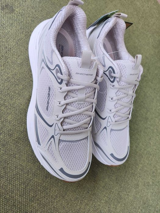 Adidasi de barbat skeschers